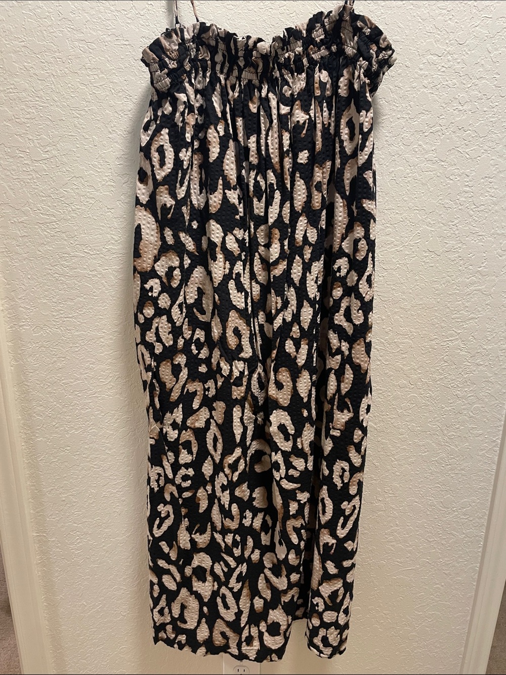 H&M Black and Tan Leopard Print Maxi Dress